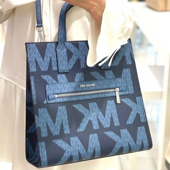 AUTHENTIC 🤩Michael Kors MK Logo Signature Large Satchel